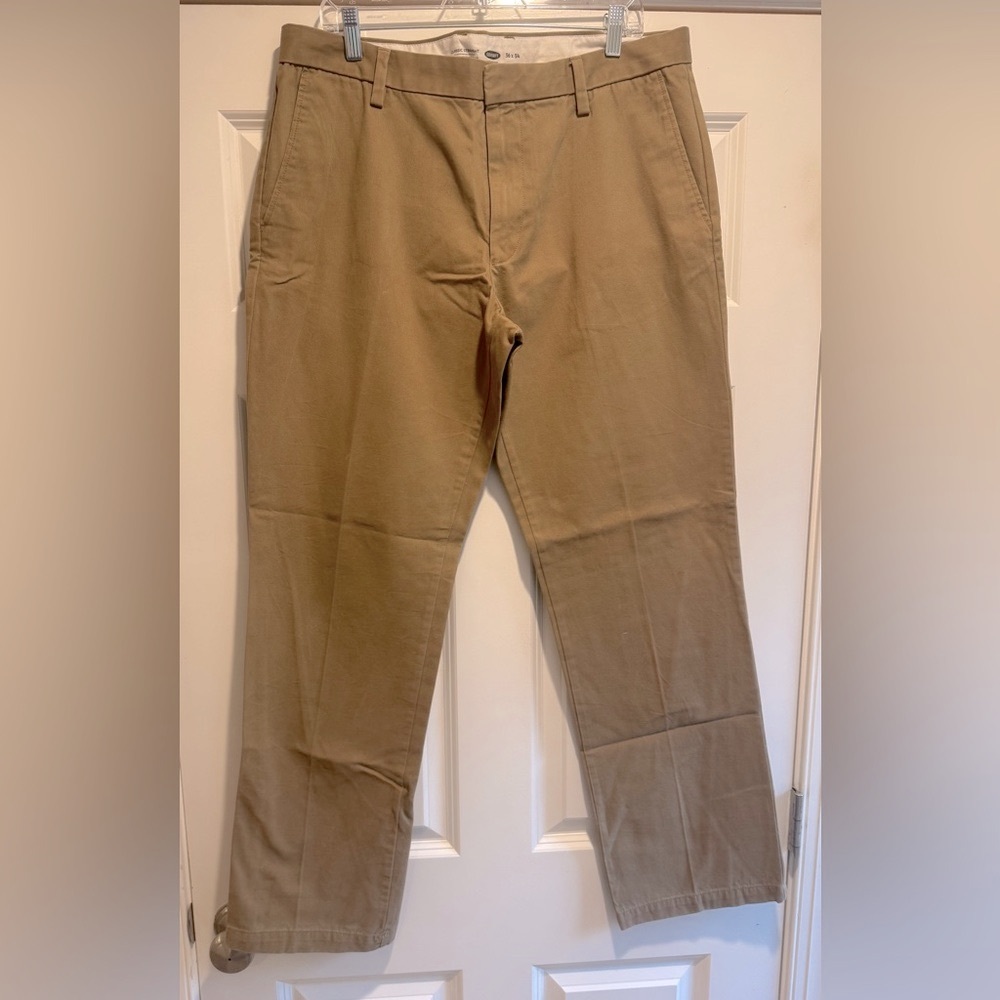 Old Navy Men's Khaki Chinos